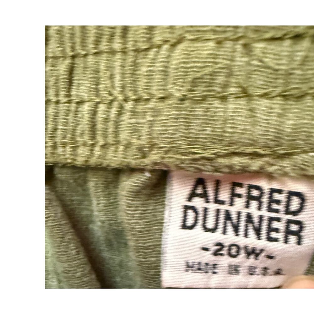 ALFRED DUNNER Women 20W Forest Green Pull On Pants elastic waist - Picture 3 of 4